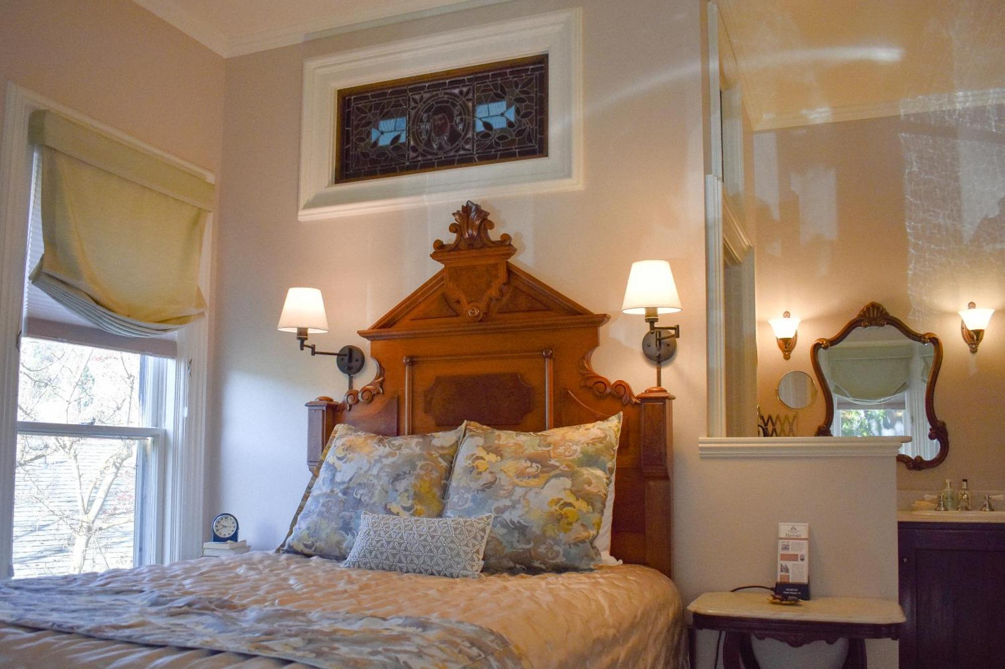 Mccall House Boutique Hotel Ашленд Экстерьер фото