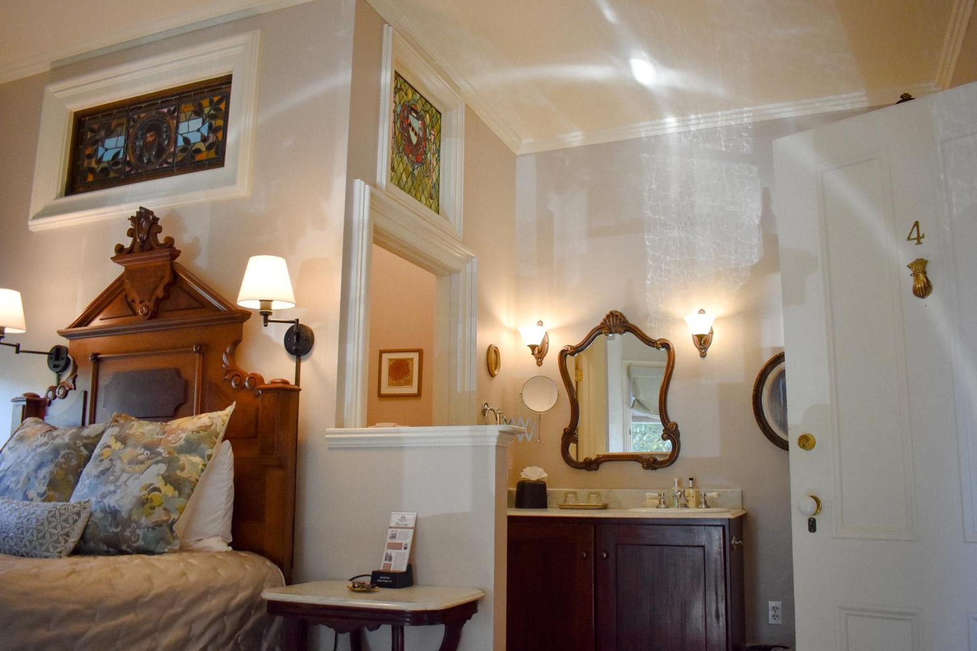 Mccall House Boutique Hotel Ашленд Экстерьер фото