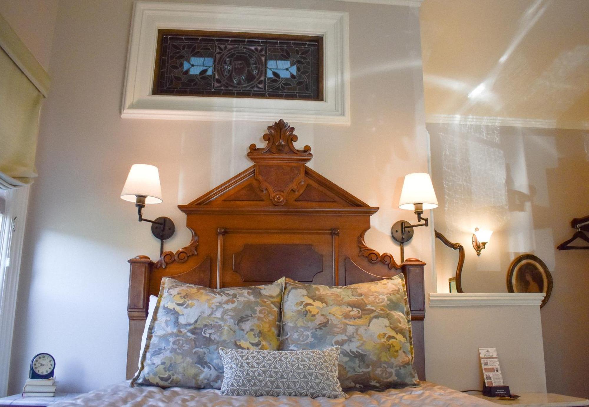 Mccall House Boutique Hotel Ашленд Экстерьер фото