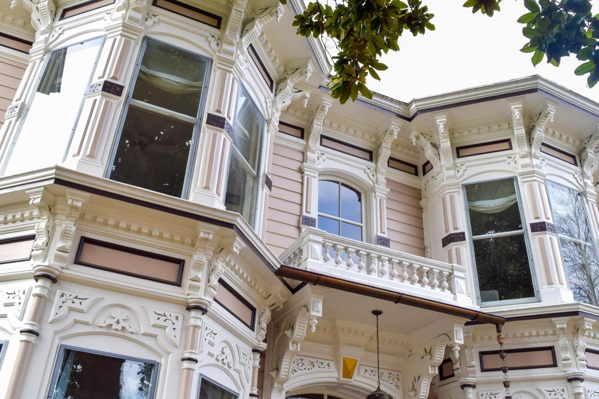Mccall House Boutique Hotel Ашленд Экстерьер фото