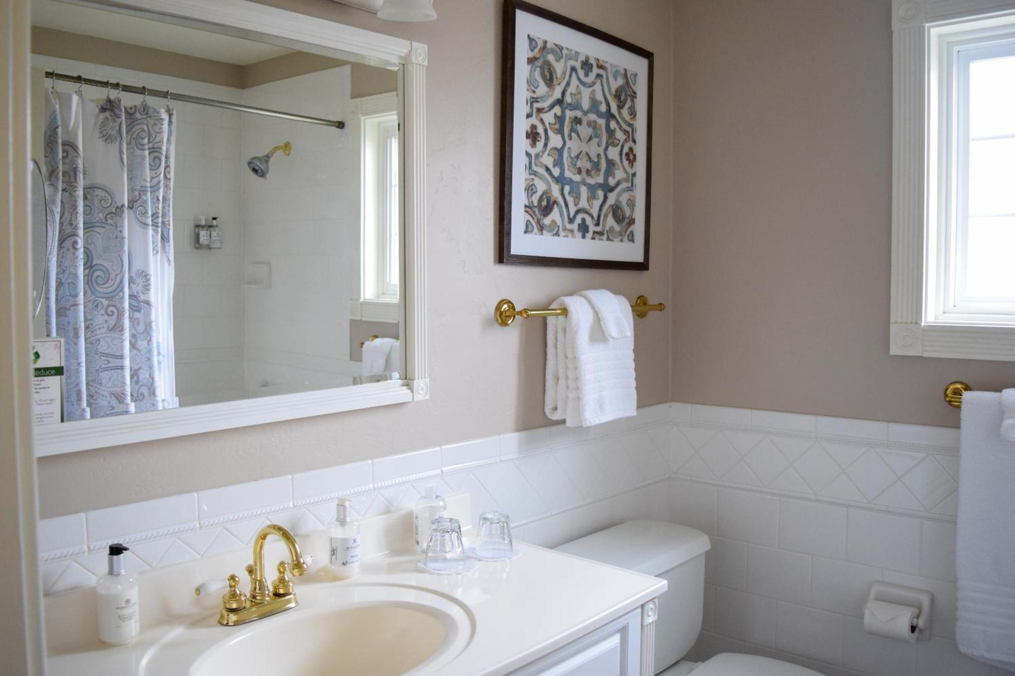 Mccall House Boutique Hotel Ашленд Номер фото